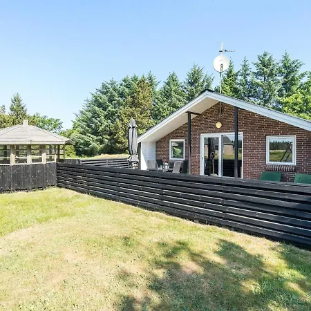 Holiday home Elinbjoern - 1km From The Sea In Western Jutland By Interhome