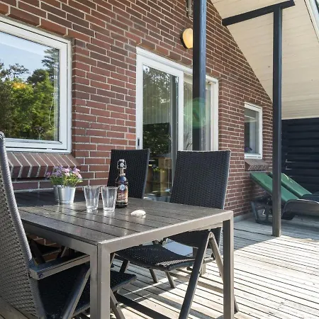Elinbjoern - 1km From The Sea In Western Jutland By Interhome