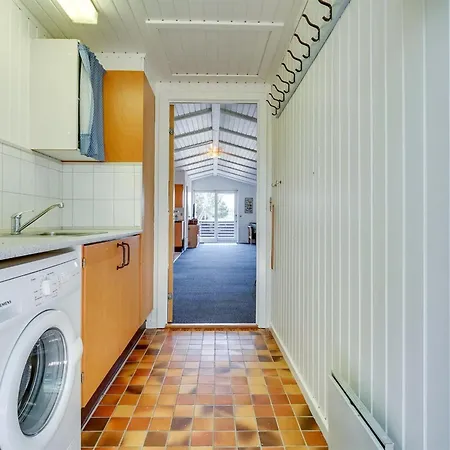 Elinbjoern - 1km From The Sea By Interhome * Vejers Strand