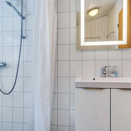 Elinbjoern - 1km From The Sea By Interhome Feriehus *