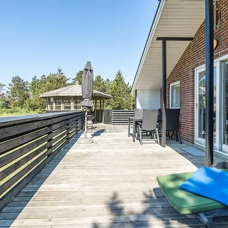 Elinbjoern - 1km From The Sea By Interhome Feriehus