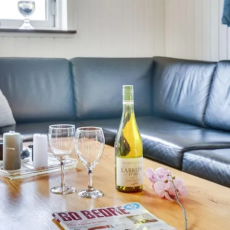 Elinbjoern - 1km From The Sea By Interhome Feriehus *