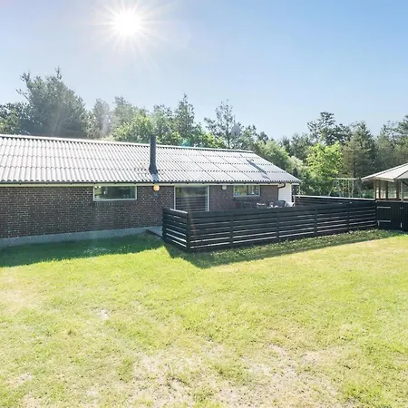 Elinbjoern - 1km From The Sea By Interhome Feriehus *