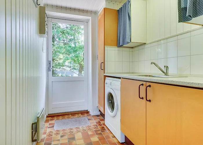 Prázdninový dům Elinbjoern - 1km From The Sea By Interhome *