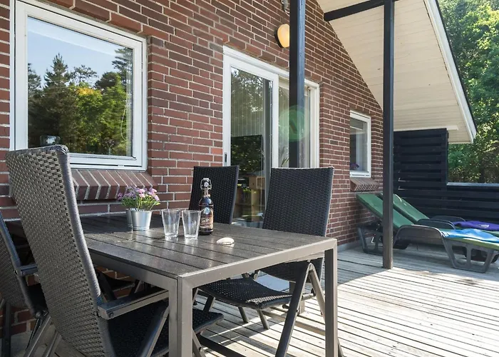 Elinbjoern - 1km From The Sea By Interhome *